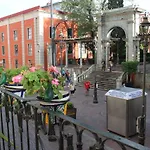 Casa Jardín
